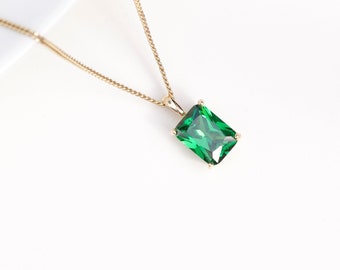Emerald Necklace UK  - 9ct Gold 8x6mm rectangular Lab Grown Emerald Pendant - Emerald 20th 35th 55th Wedding Anniversary  May Birthstone UK