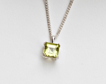 Natural Peridot Necklace UK  - Natural 6mm Square Peridot Pendant Silver - Peridot Solitaire Pendant - 16th Anniversary August Birthstone UK