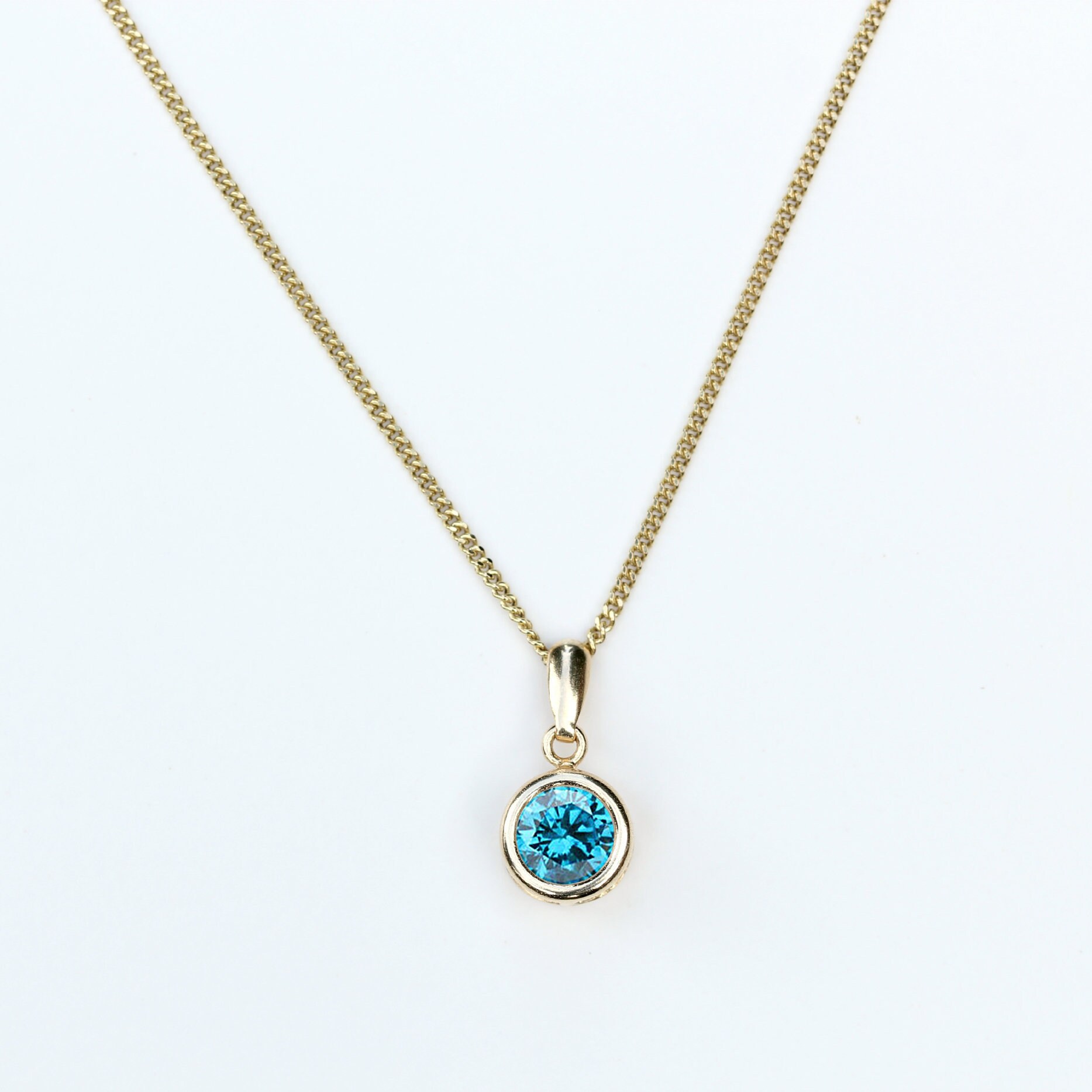 Natural Swiss Blue Topaz Necklace 9ct 
