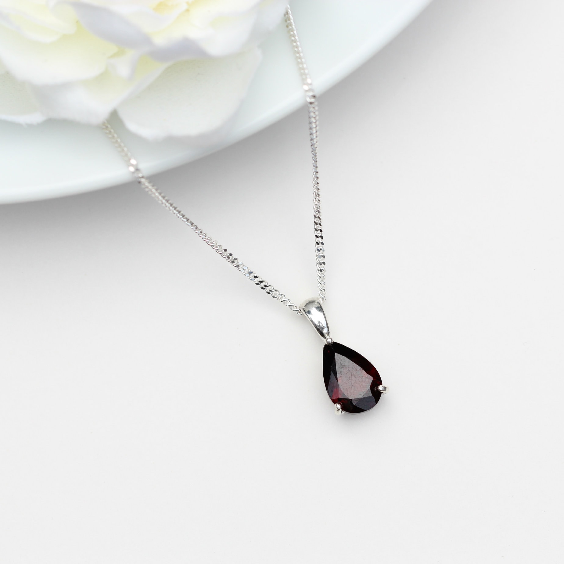 Garnet teardrop necklace deals