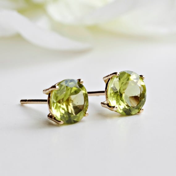 Asscher Cut Peridot 14k Yellow Gold Stud Earrings, 6mm Peridot Studs,  August Birthstone Earrings, Big Gemstone Studs, Ready to Ship Earrings |  Theresa Pytell | Jewelry Design