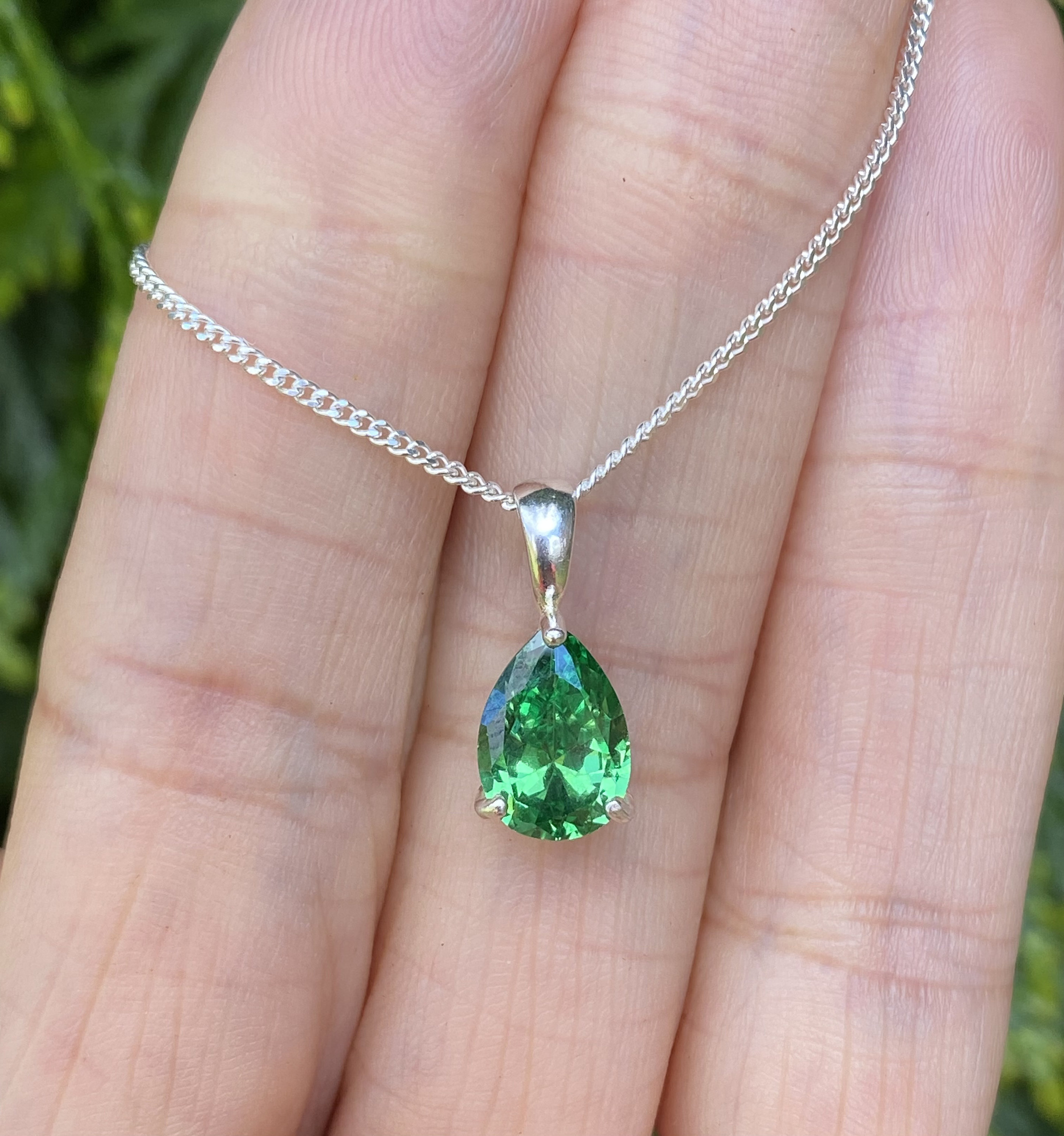 Pendentif en opale verte goutte - Pierre plate - Natur'O Pierres