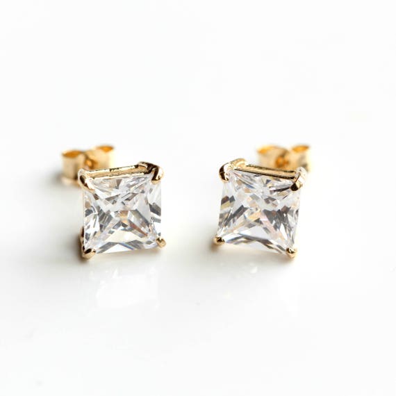 9ct princess cut CZ studs 9ct princess cut CZ studs