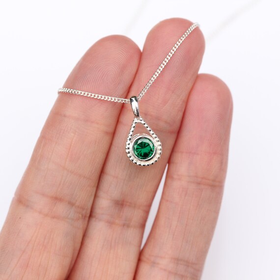 Produttore e fornitore di collane con pendente a goccia a catena grossa turchese in argento sterling in Cina |Eshine
