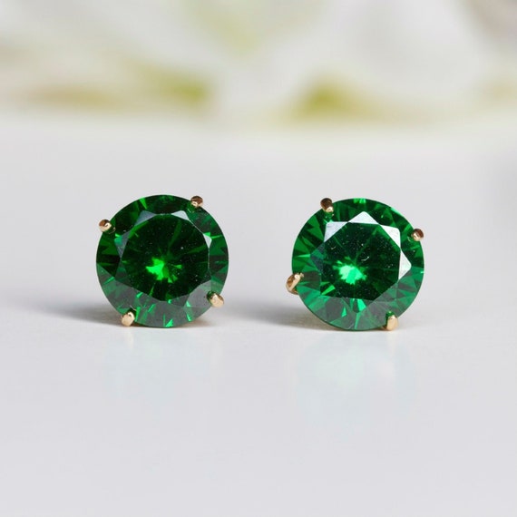 Update 198+ emerald earrings uk latest