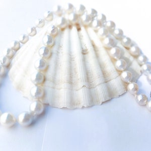 Traumhafte 48cm silber weiße Südsee echte Perlenstrang. 70 Bild 2