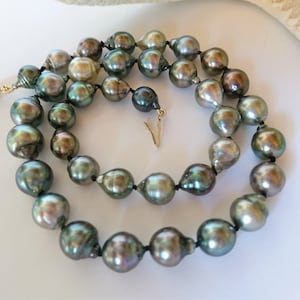 Real pearl. Tahitian pastel color pearl necklace. Drop pearls with high luster. #62