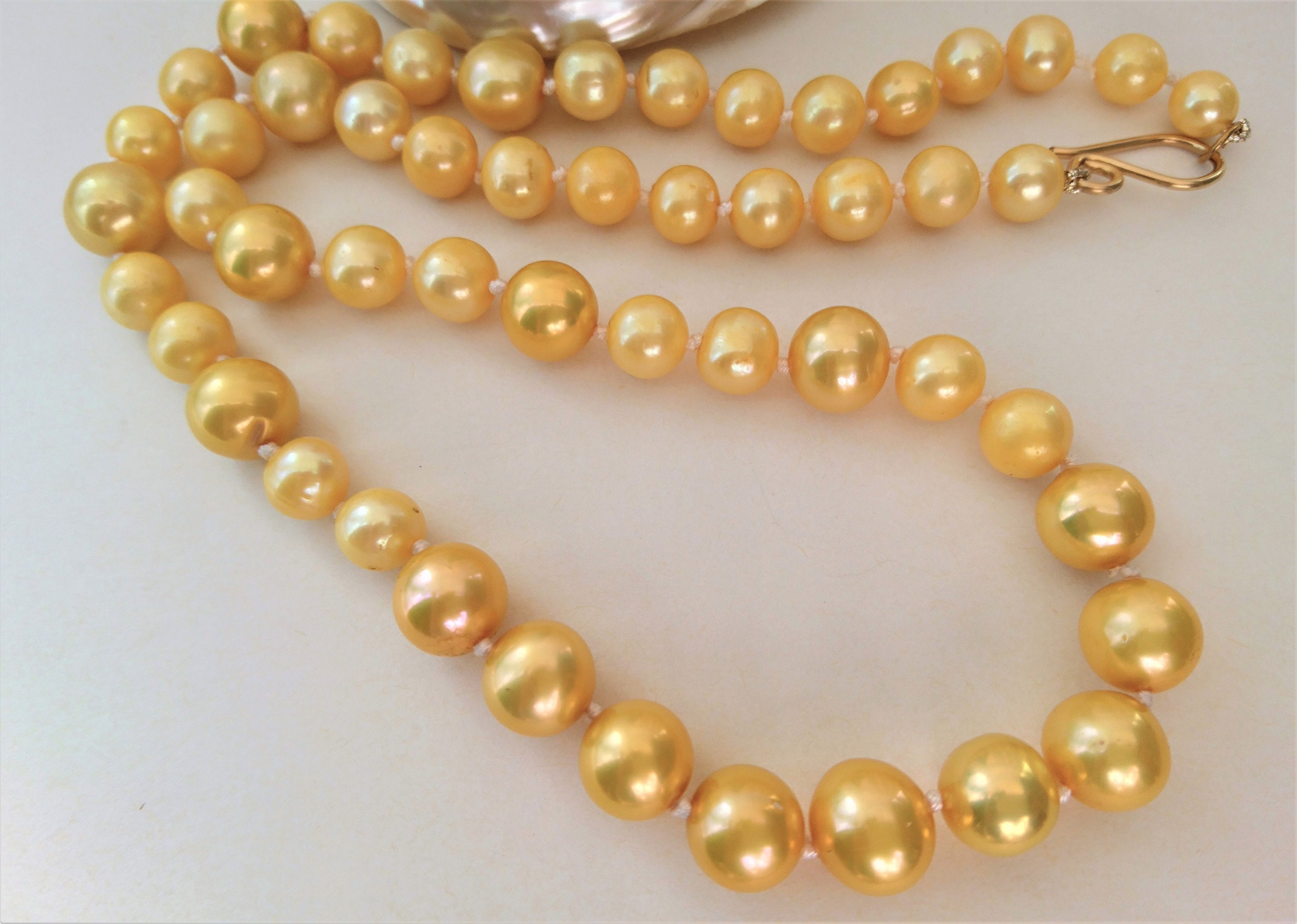 Real pearl. Pearl necklace. Canary yellow dye enhanced pearls. Etsy