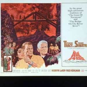 Tarjeta de lobby de película original "DEVIL AT 4 O'CLOCK" de 1961, obra de arte de Howard Terpning de Spencer Tracy y Frank Sinatra, 14" X 11", casi impecable.
