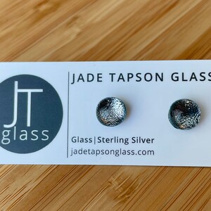 Örhängen i silver med dikroiskt smält glas: Sterlingsilver, handgjorda bild 2
