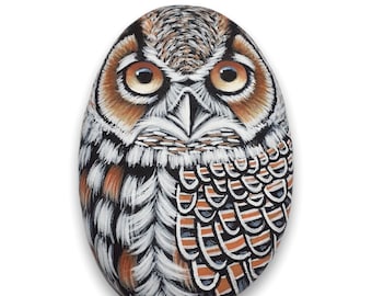 Great horned owl detaled painted pebble with Acrylics and finished with satin varnish. Handmade owl stone painting art by rockartattack