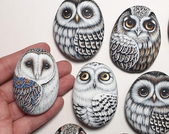 Barn Owl Hand-Painted Sea Pebble, Bird Acrylic Painting, Unique Stone Art, Owl Gift