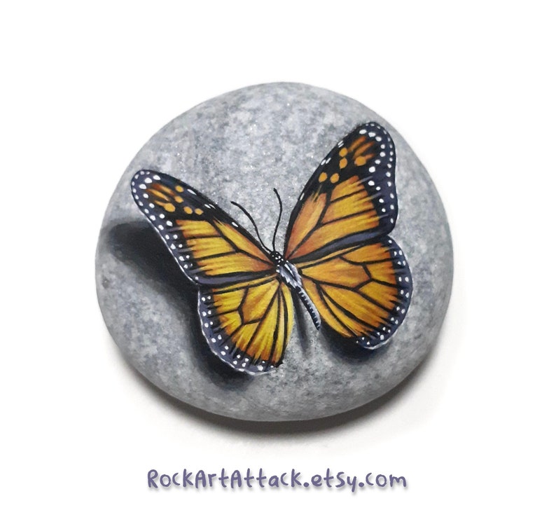 Monarch butterfly original acrylic painting on natural sea stone. Hand painted pebble orange butterfly. Handmade stone painting for home decoration. Butterfly art.