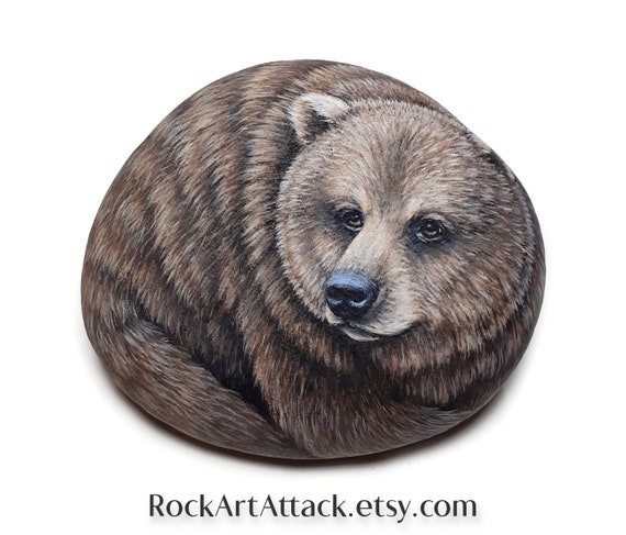 søskende struktur Tidsserier Buy Grizzly Bear Animal Hand Painted Stone With Acrylics and Online in  India - Etsy