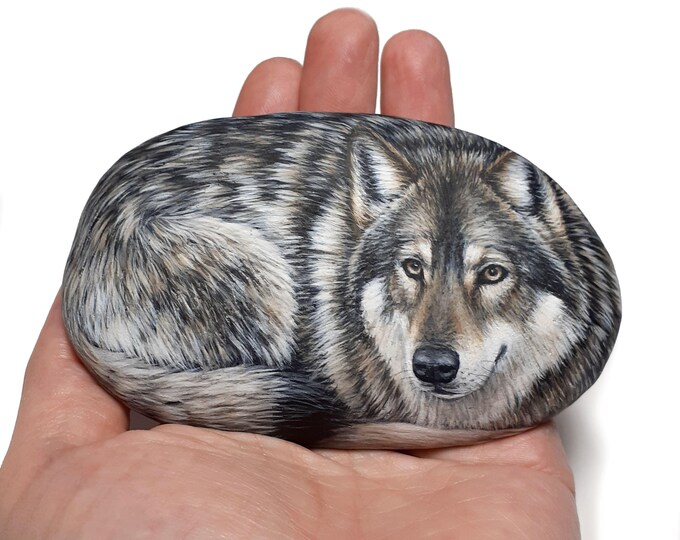 Wolf Hand Painted Stone | Rock Painting Art by the Artist Roberto Rizzo ...