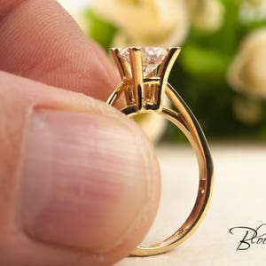 Echter Diamant-Verlobungsring Zertifizierter Stein 0.86 ct. 18K Gelbgold BloomDiamonds