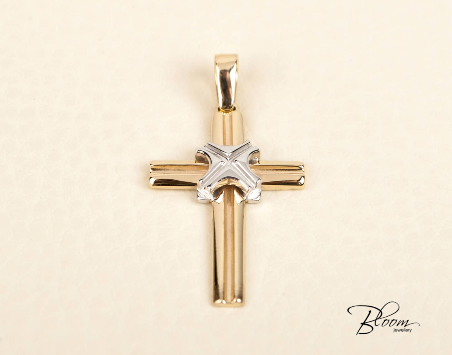 Men's Gold Cross Pendant 14K Solid Gold Cross Necklace Etsy