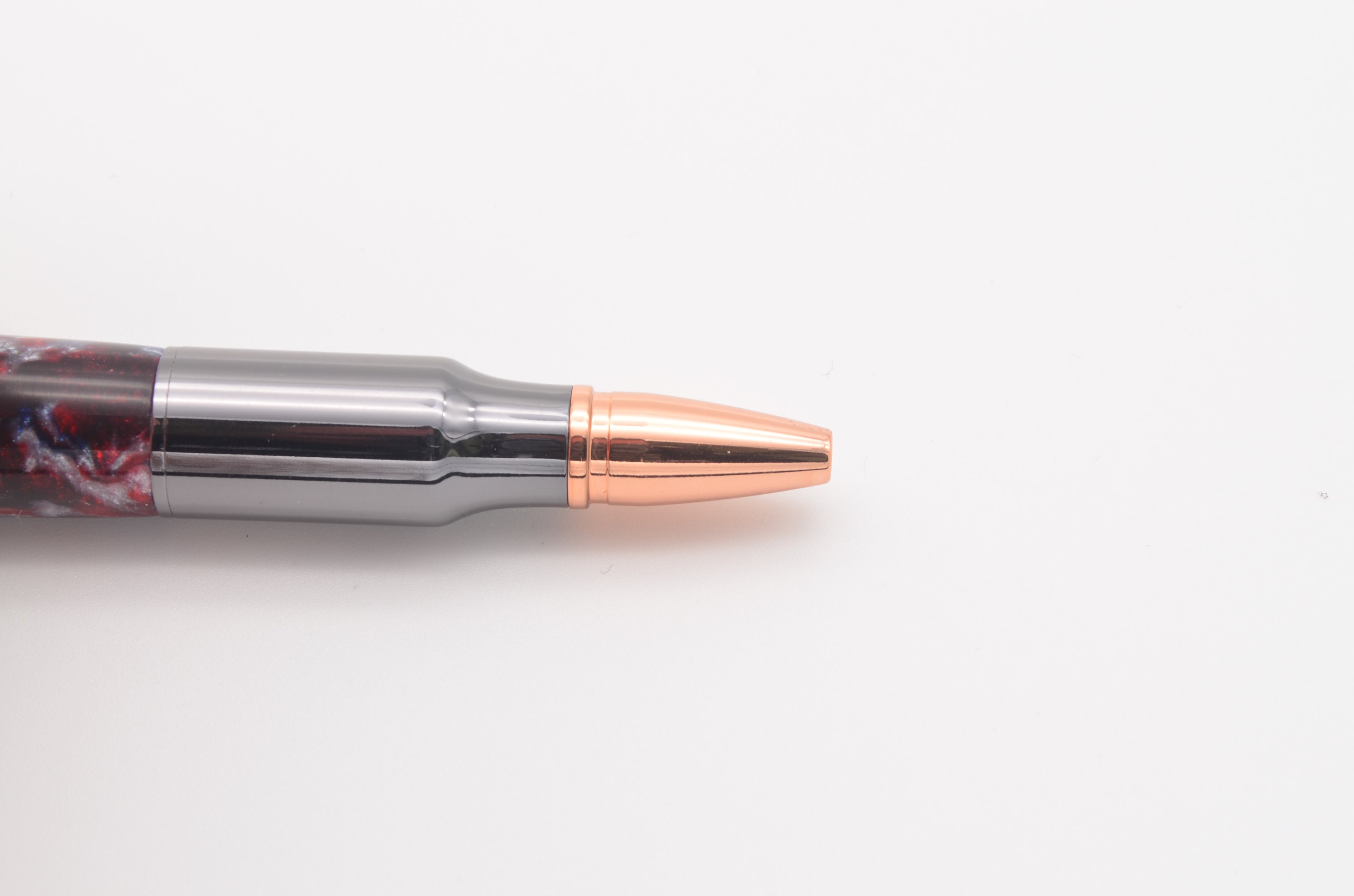 Bolt Action 30Cal Bullet Pen with Rifle Clip in Gunmetal red, white