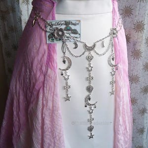 Fantasy Celtic Fairy Moon and Stars Belt, Woodland Elven Girdle, Fairytale Wedding Dress Chain, Ren Faire Jewellery, 18 Adjustable Sizes