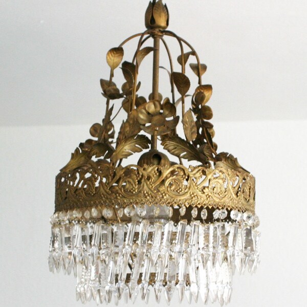 Vintage Chandelier / Crystal Chandelier / Crystal ceiling lamp  Vintage chandelier Antique chandelier /  antique lamp Old chandelier