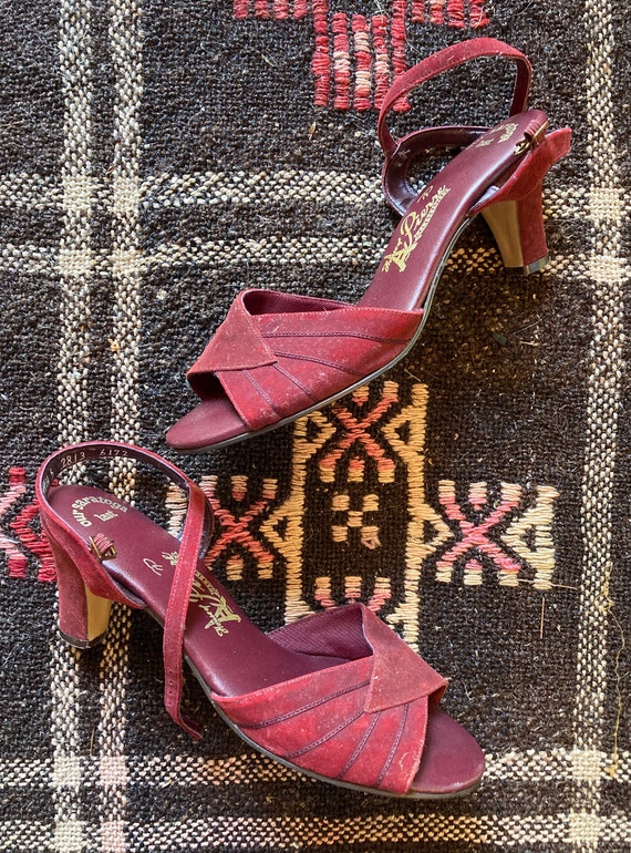 Vintage 1970s Bordeaux Kitten Heels - image 1