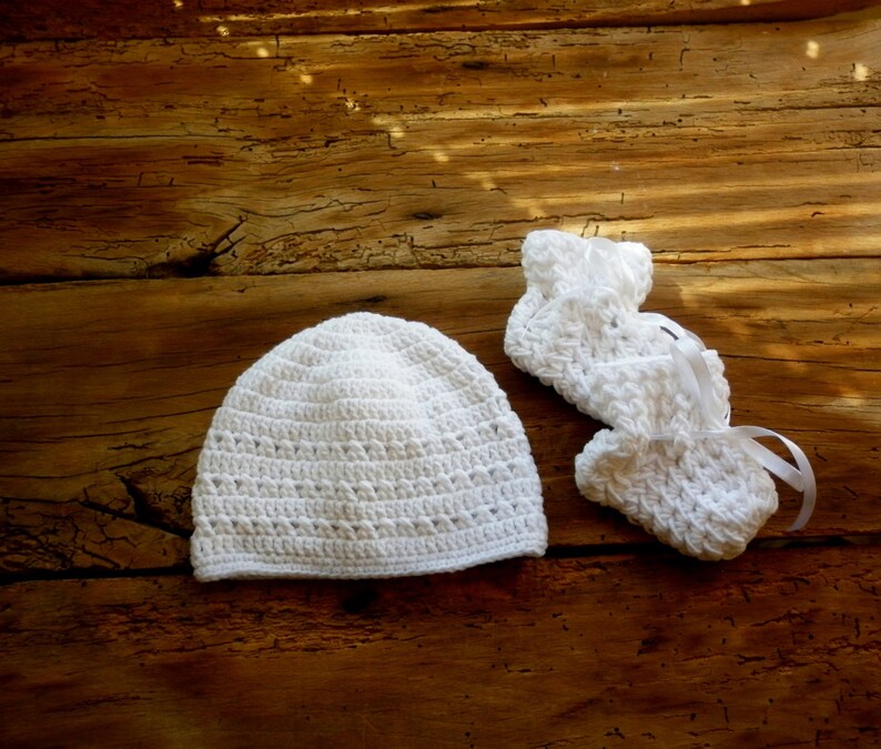 2017 white baby hat Newborn baby white set summer baby clothes knitted baby clothes newborn boy hat baby romper newborn girl booties