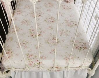 Floral Crib Sheet, Girl Crib Sheet, Fitted Crib Sheet, Girl Crib Bedding, Crib Bedding Girl, Baby Girl Crib Bedding, Floral Nursery Bedding