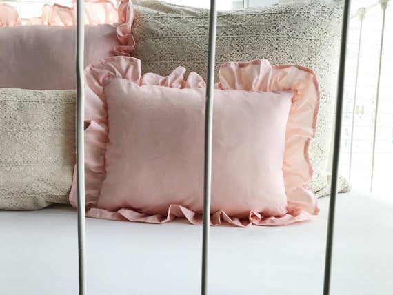 Almohada de cuna de niña para cama de bebé, ropa de cama de guardería rosa  con volantes, regalo de Baby Shower -  España