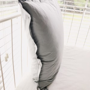 Zen Grey Euro Pillow Sham: 26x26 Tailored Farmhouse Cover afbeelding 4