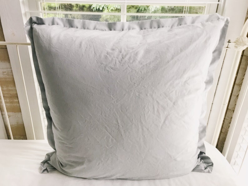 Zen Grey Euro Pillow Sham: 26x26 Tailored Farmhouse Cover afbeelding 1