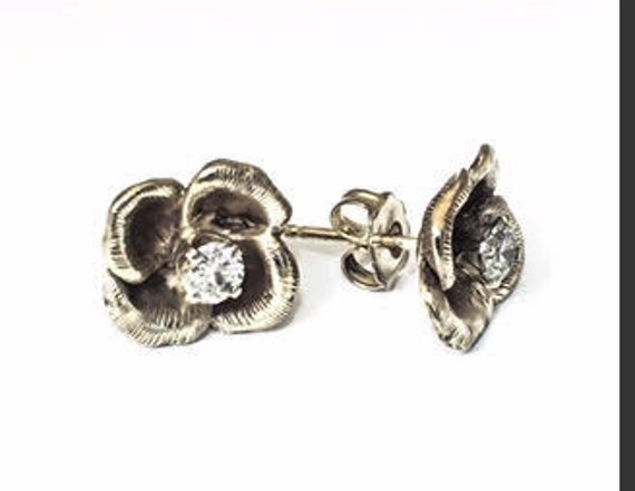 Click to enlarge image  Fine Curb Link Flower Nec… - image 4