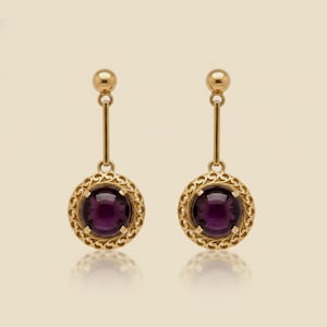 The 14K Yg Cabochon Ruby Hanging Earrings