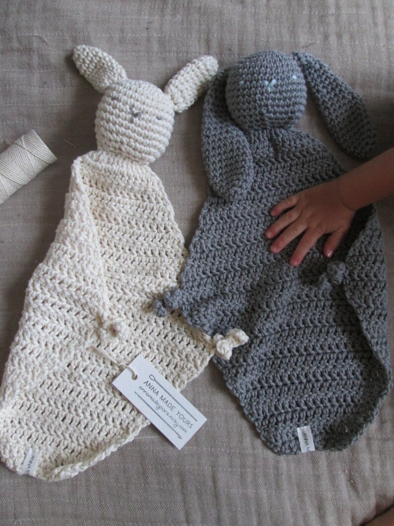 Bunny Lovey Baby Toy, Crocheted, Organic Cotton Security Blanket Baby Shower Gift Cotton Lovey Organic Lovey Neutral Baby Gift immagine 10