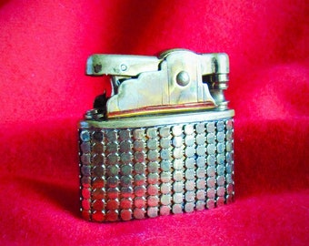 GOLD MESH LIGHTER, Vintage 1940s Made In UsA Pocket Lighter, Mechanism Moves Smoothly, Used Very Little, Purse or Pocket Personal Lighter,