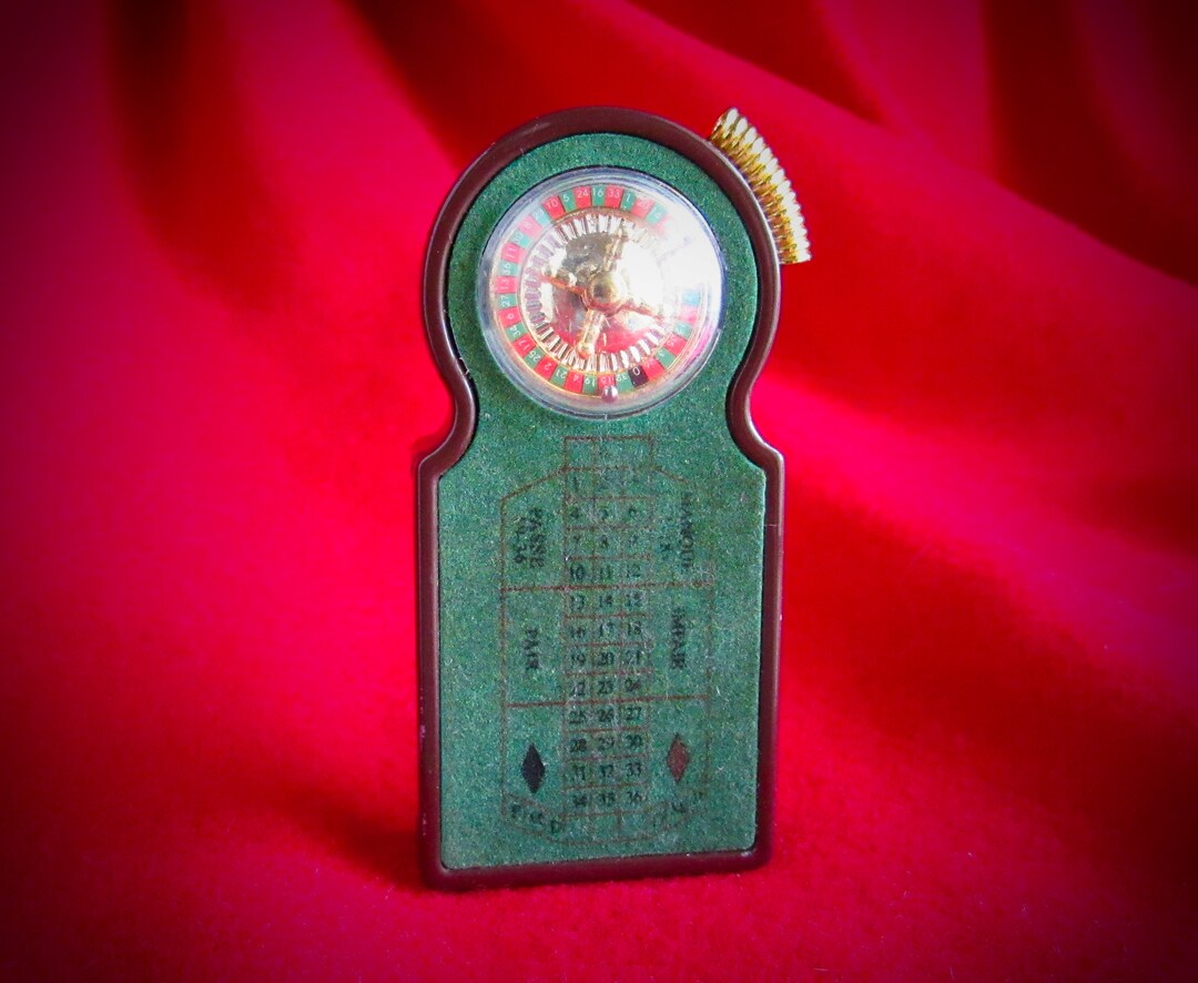 ROULETTE WHEEL LIGHTER Roulette Table Table Pocket Lighter Etsy