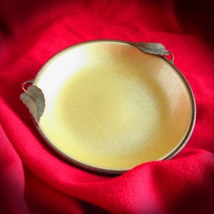 EVANS SMALL ASHTRAY, 1950s Round Yellow Hand Guilloche Process Ashtray, Hand Enameled Light Color Guilloche Ashtray, 1 of 2 Vintage Ashtray image 1