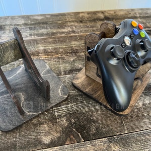 Wood Gaming Controller Stand, Controller Holder, Gamer Stand, Gaming Display, Controller Storage, Gaming Controller Stand, Video Game Stand