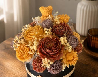 18 Wax Flower Bouquet Gift Box – Wax Melts with Decorative Wax Bear. Candle floral bouquet.