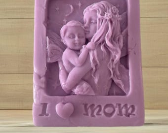 I Love Mom” Handmade Soap | Goat Milk Gift Bar for Mom | Custom Color & Scent