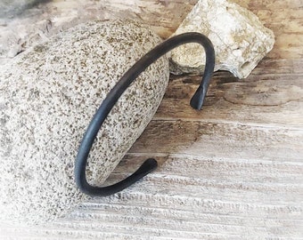 Iron Bracelet, 6th Anniversary Gift, Hand Forged Iron Bracelet, Unisex, Iron Anniversary,