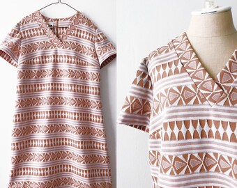 Vintage V-Neck Aztec Print Pink/Gold Dress