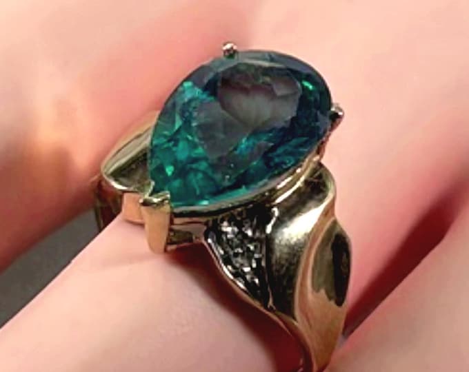 10K Pear Shaped Teal Sapphire Diamond Vintage Ring – Estate Jewelry - Free Sizing