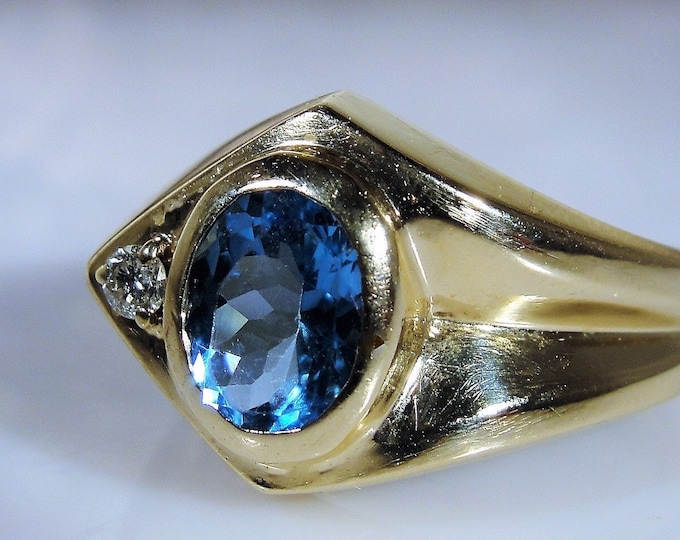 Mans Topaz Diamond Ring - Magic Glo 10K Yellow Gold Mans Blue Topaz & Diamond Ring - Vintage Ring - Size 9.75 - Free Sizing!!