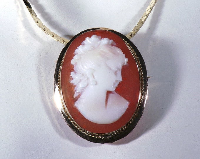 Victorian Cameo Brooch / Necklace - 18K Yellow Gold - Cameo Pendant & Chain or Antique Brooch - Convertible Vintage Brooch / Necklace Combo