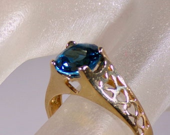 CLYDE DUNEIER Ring, 10K Yellow Gold London Blue Topaz Solitaire Ring with Heart Cutouts Throughout, Vintage Ring, Size 6.25, Free Sizing!!