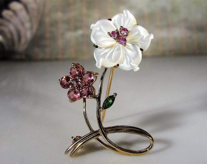 10K Yellow Gold Brooch, Mother of Pearl Flower with a Pink Tourmaline Flower and Green Emerald Leaf Brooch, Vintage Brooch