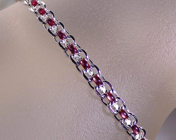 Garnet Bracelet - Vintage Milor Italian Bracelet with small Rubelite Purple Red Garnet Cabochons - 925 Sterling Silver – Vintage Bracelet