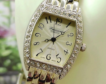 Vintage Gruen Rhinestone Watch: Art Deco Ladies Wristwatch