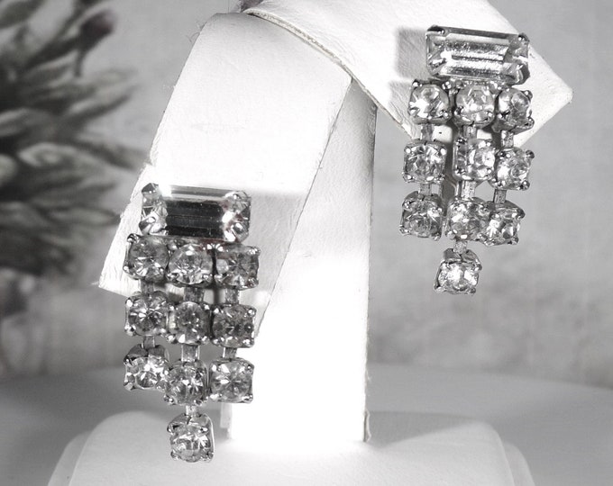 Art Deco Clear Rhinestone Screw Back Earrings - Dangle Screw Back Earrings - Circa 1940s - Vintage Earrings