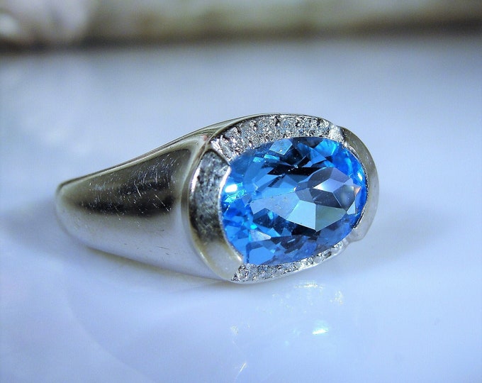 Topaz Ring - Mans Topaz and Diamond Ring - 14K White Gold Mans Swiss Blue Topaz & Diamond Ring- Vintage Ring - Size 8.75 - FREE SIZING!!